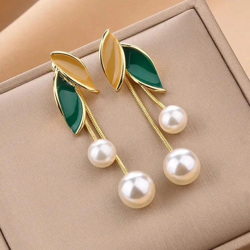 ChicLeaf Pearl Drops